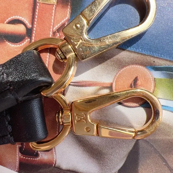 Louis Vuitton Lock BB Black❌sold❌ - Picture 4 of 16